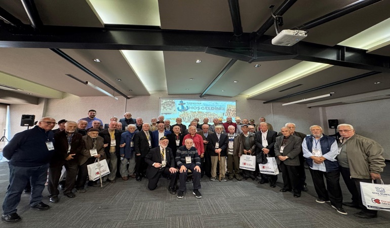 Taşmektep mezunlarını Büyükşehir bir araya getirdi