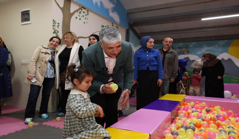 Tavşancıl Çocuk Oyun Evi yeni haliyle hizmette