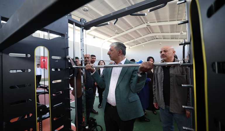 Tavşancıl Kapalı Spor Salonu da yeni yüzüyle hizmette