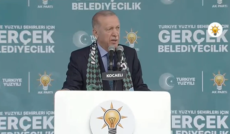 Tayyip Erdoğan İzmit'te