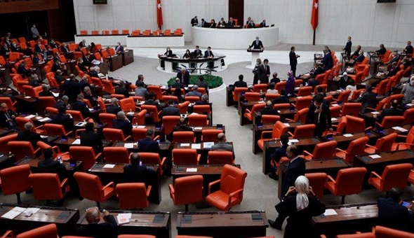 TBMM'de dikkat çeken corona açıklaması!