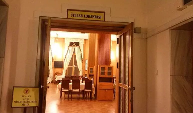 TBMM'de taciz iddiası! Çocuklara iğrenç mesajlar