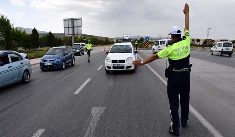 Trafik cezaları cep yakacak!