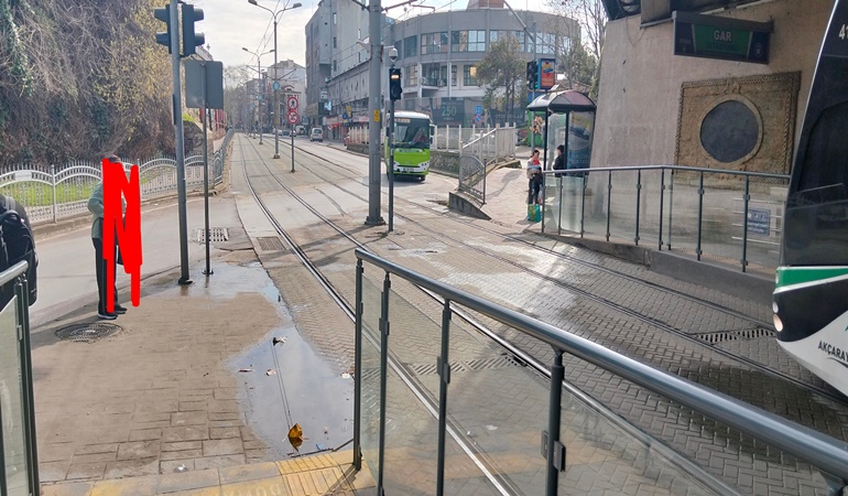 Tramvay hattı uzatma çalışmasında tempo düşüklüğünün nedeni ne?