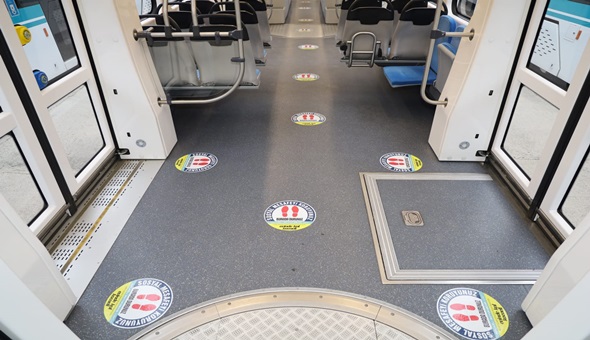 Tramvay ve otobüslerde sosyal mesafe uygulaması