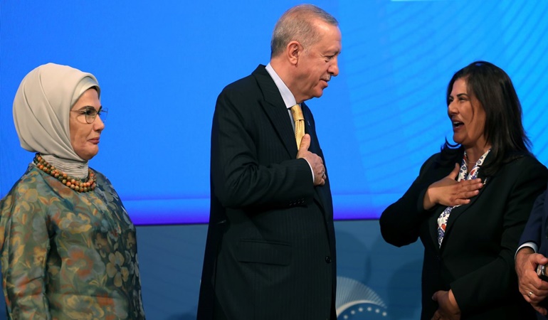 Transferler seçmeni kızdırdı, AKP'ye desteği azalttı