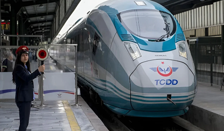 Tren biletlerine dev zam