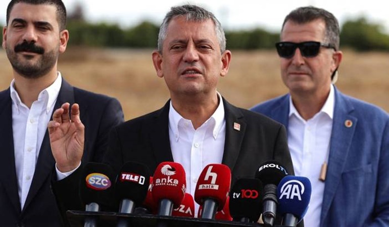 Trump beni o kadar övse yerin dibine girerim