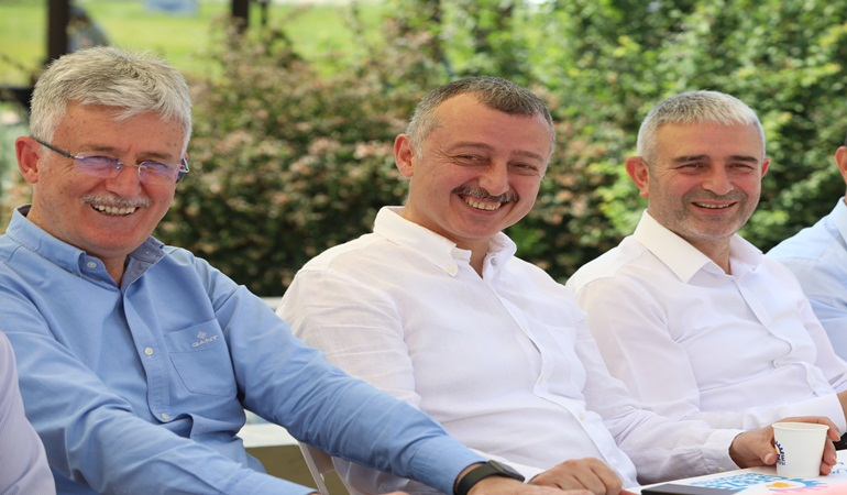 Tüm imkanlarımızla vatandaşımızın yanındayız