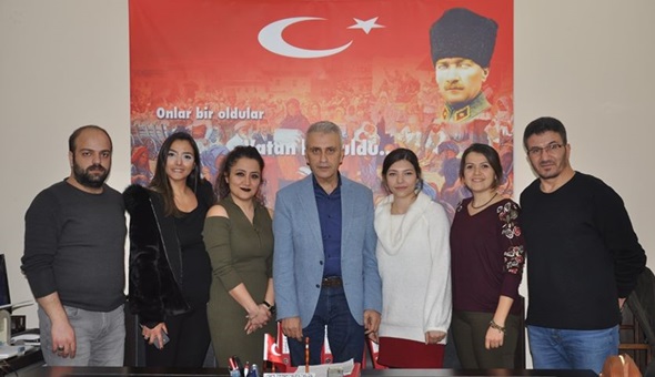 Türk bayrağına hakaret kabul edilemez