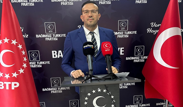 Türk milletinin ve devletinin bu oyuna gelmemesi elzemdir