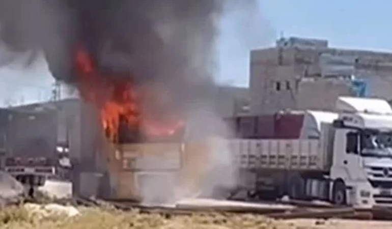 Türkiye'nin beslediği ÖSO Suriye'de Türklere saldırıyor