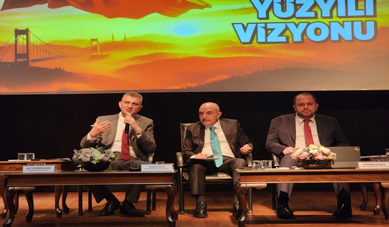 Türkiye’nin küresel ölçekte güçlenme hedefleri Gölcük’te anlatıldı