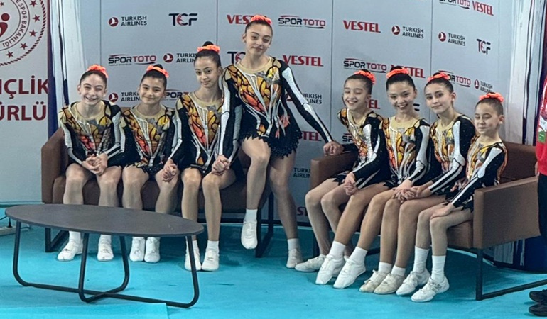 Türkiye Şampiyonası’na İzmitli sporcular damga vurdu