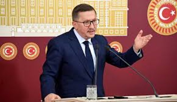 Türkkan, Gölcük'teki sıkıntıyı giderin demişti, bakandan....