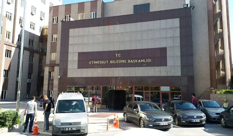 Tutukla tutukla bitmiyor! Yine muhalefete operasyon