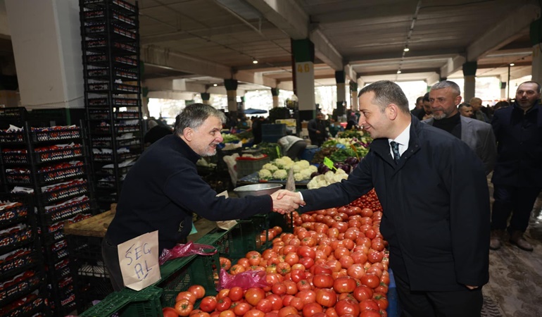 Tutuş: Bizimki şov değil, samimiyet
