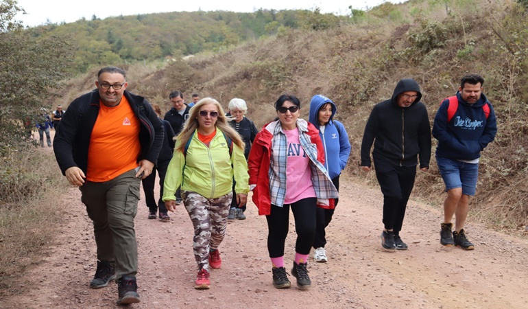 Üçgaziler Köyü’nde doğa yürüyüşü