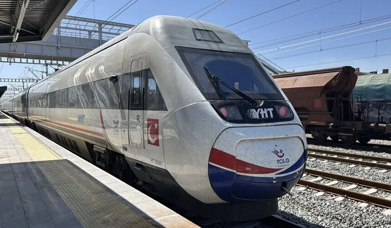 Ücretsiz tren yolculuğunda T.C. kimlik numarası yeterl olacak!