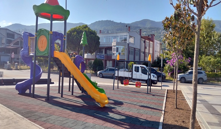 Ulaşlı’da bu park ağaçlandırılsın çağrısı