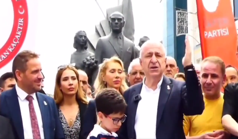 Ümit Özdağ İzmit’e geldi