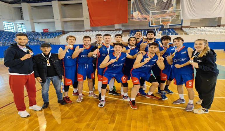 Üniversiteler Bölgesel Ligi Basketbol Müsabakaları şampiyonu GTÜ 