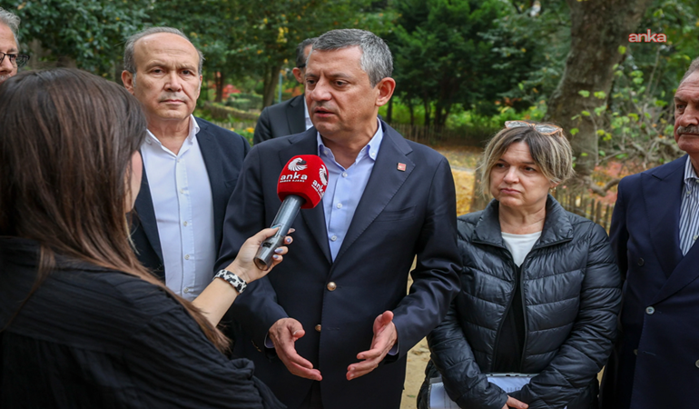 Utanmadan benden özür bekliyor