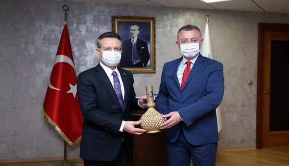 Vali Aksoy, Başkan Büyükakın’a veda etti