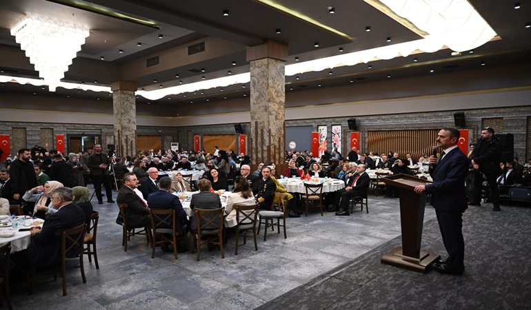 Vali Aktaş şehit ve gazi yakınları ile iftarda bir araya geldi