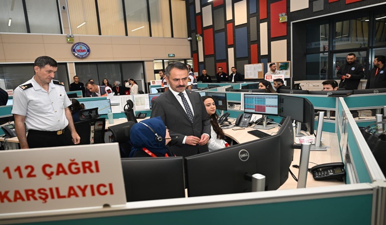 Vali Aktaş’tan 112 Acil Çağrı Merkezi’ne ziyaret 