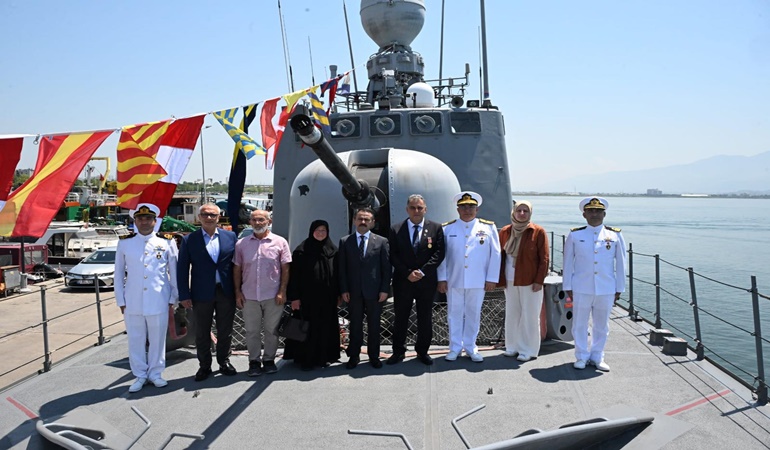 Vali Aktaş’tan TCG Fırtına Hücumbotu’na ziyaret 