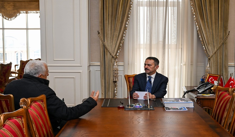 Vali Aktaş, yine vatandaşların sorunlarını dinledi