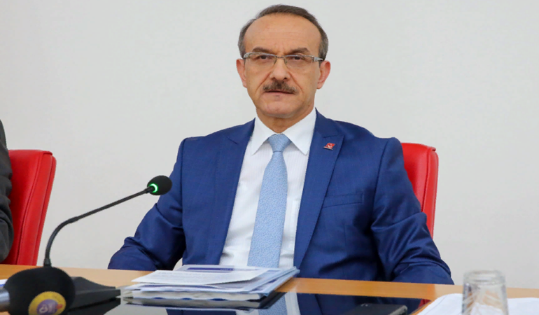 Vali, Yavuz’dan İzmit'in kurtuluş yıl dönümü mesajı