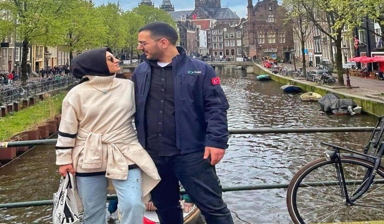 Vatandaş et bile alamıyor, onlar Amsterdam'da aşk yaşıyor