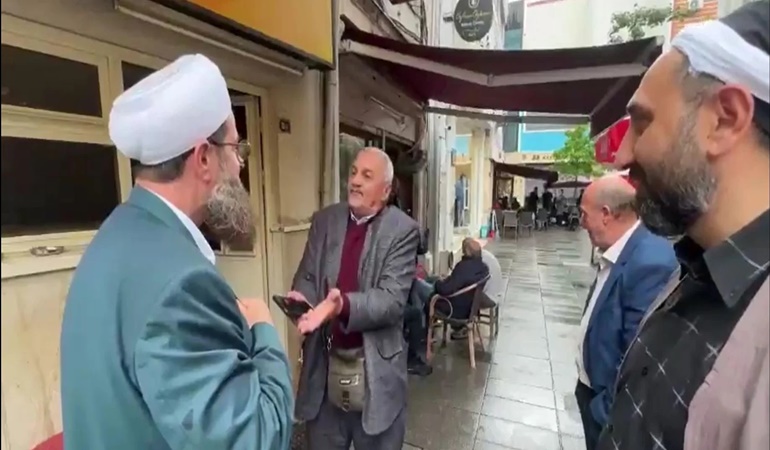 Vatandaş tebliğcileri kovdu