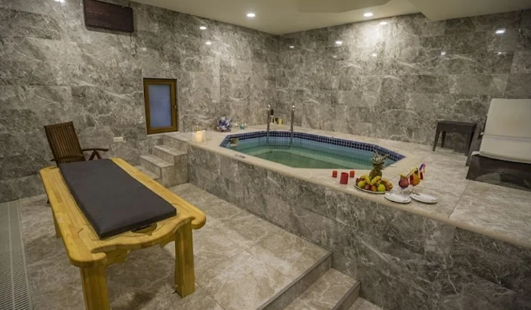 Vatandaşa lüksten kaçının çağrısı, kendilerine masaj, SPA, tuz odası!