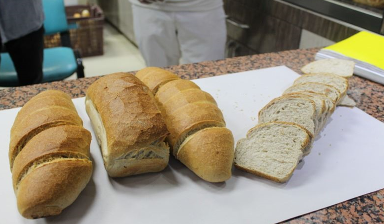 Vatandaşın sofrasından her ay 468 ekmeği çaldılar