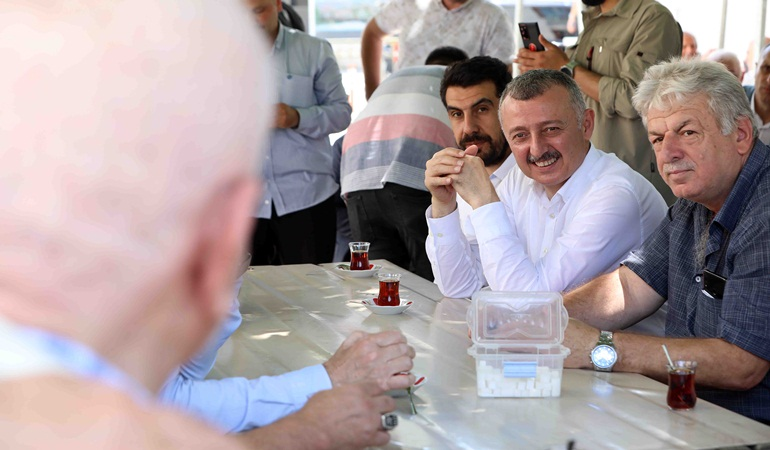 Vatandaşlardan Başkan Büyükakın’a, Biz dua ordusuyuz, sizler hizmet ordusu