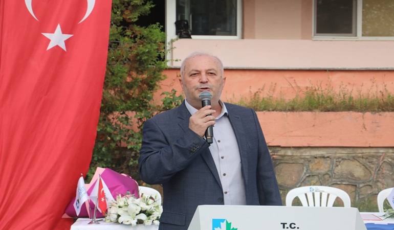 Vedat Küçük, emekçilerle dalga geçen muhtara seslendi