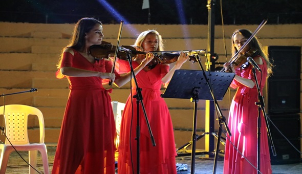 Vera Trio İzmit Belediyesi ile barış için çalacak