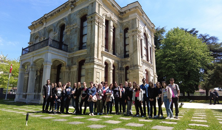 Yabancı konuklara tarihi tur