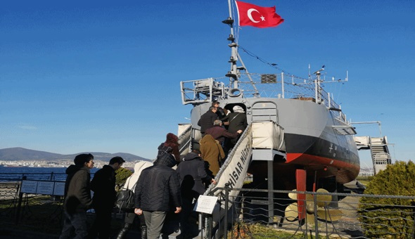 Yarhisar yarı yıl tatilinde doldu taştı