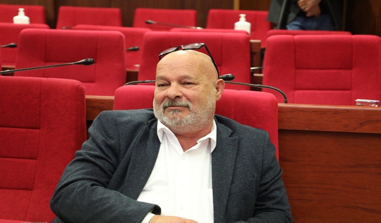 Yaşar Kardaş'tan AKP'lilere: Kocaelispor'u Körfez'e sattınız