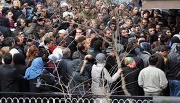 Yatırımcı kaçıyor, işsizlik artıyor
