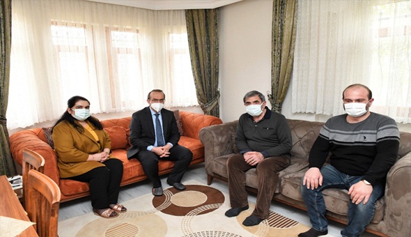 Yavuz çifti Ramazan’da gönüllere dokunmaya devam ediyor