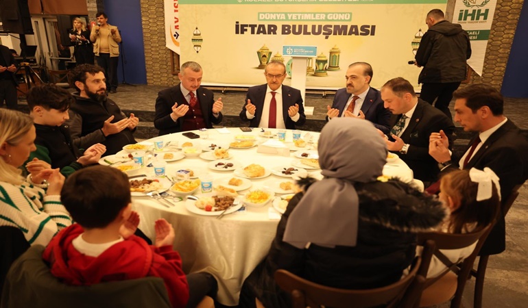 Yavuz ve Büyükakın, yetimlerle iftarda buluştu