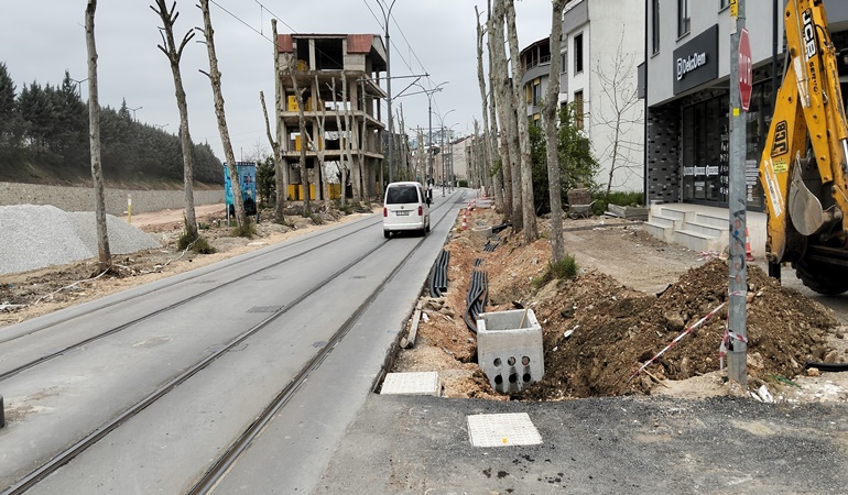 Yayaları riske atan bu çalışma kısa sürede bitirilsin çağrısı