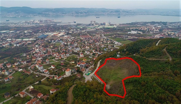 Yazlık futbol sahası için ilk adım atıldı