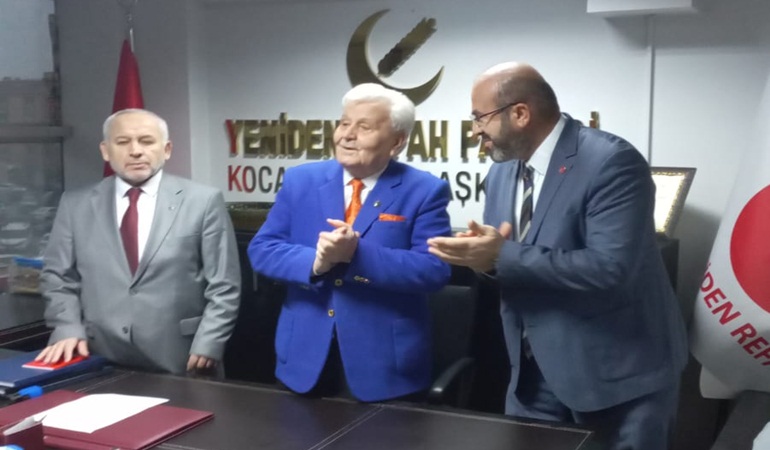 Yeniden Refah Kocaeli’de Mehmet Aras görevini devretti    