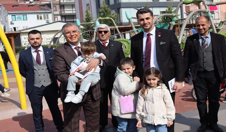 Yeniden Refahlı adaylara Gölcük morali 